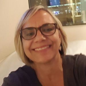 Meet your Posher, Dawn